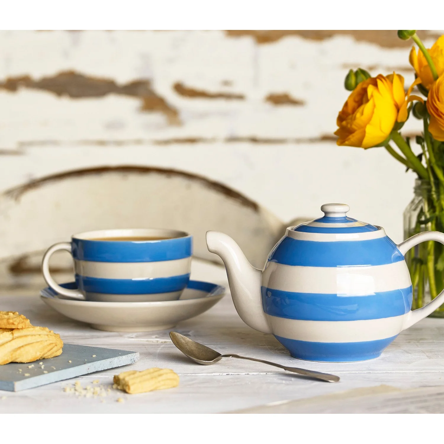 Cornish Small Betty Teapot - Image 2