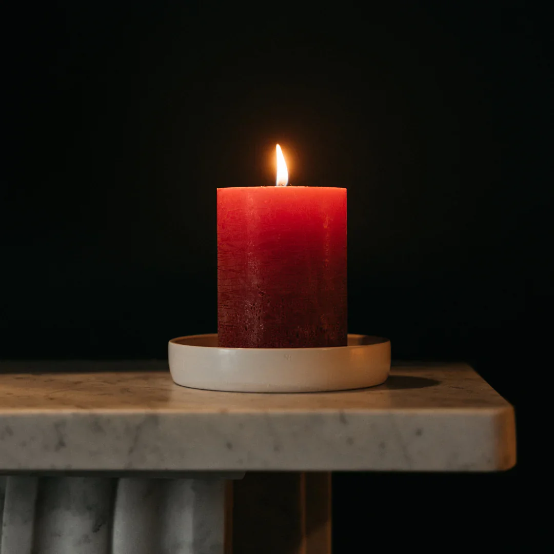 Hawthorn & Berries Fragranced Coloured Pillar - Image 2