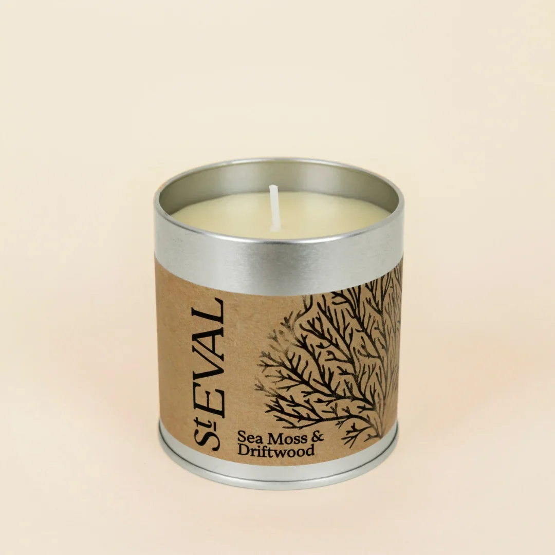 St Eval Sea Moss & Driftwood Scented Tin Candle - Image 3