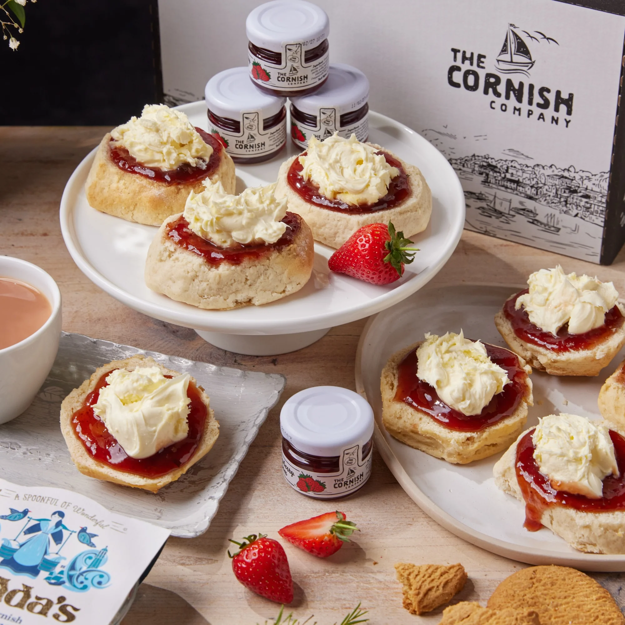 The Cream Coffee Hamper - Image 3