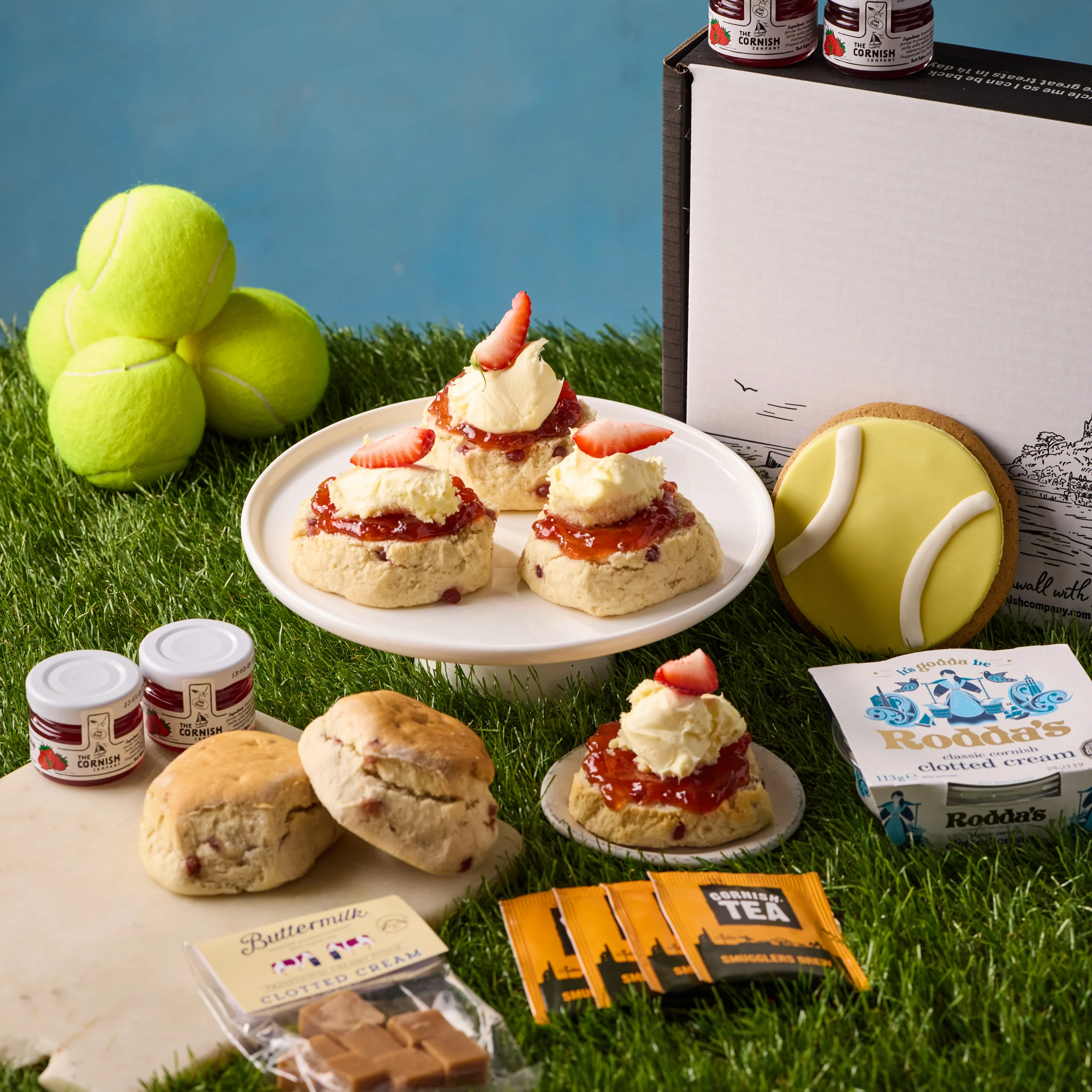 The Wimbledon Cream Tea Hamper - Image 3